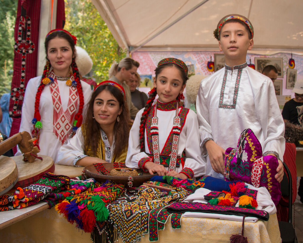 Какие народы в самарской области. Дом дружбы народов Самара. Дружба народов. Тамбовщина многонациональная. Многонациональный Самарский край.