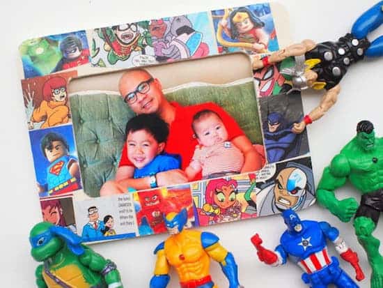 DIY picture frame with comic books and Mod Podge