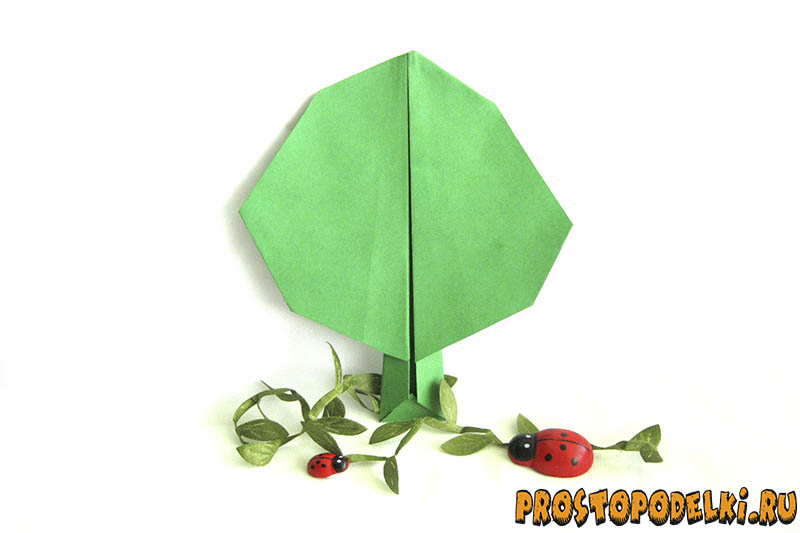 Оригами дерево-title