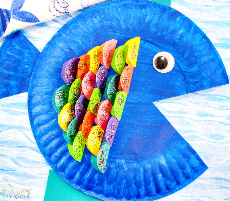 The Cutest Paper Plate Fish Craft, The Rainbow Fish Craft Activity for Kids, Under the Sea Preschool Theme, Paper Plate Crafts, Ocean Craft, Easy Craft idea